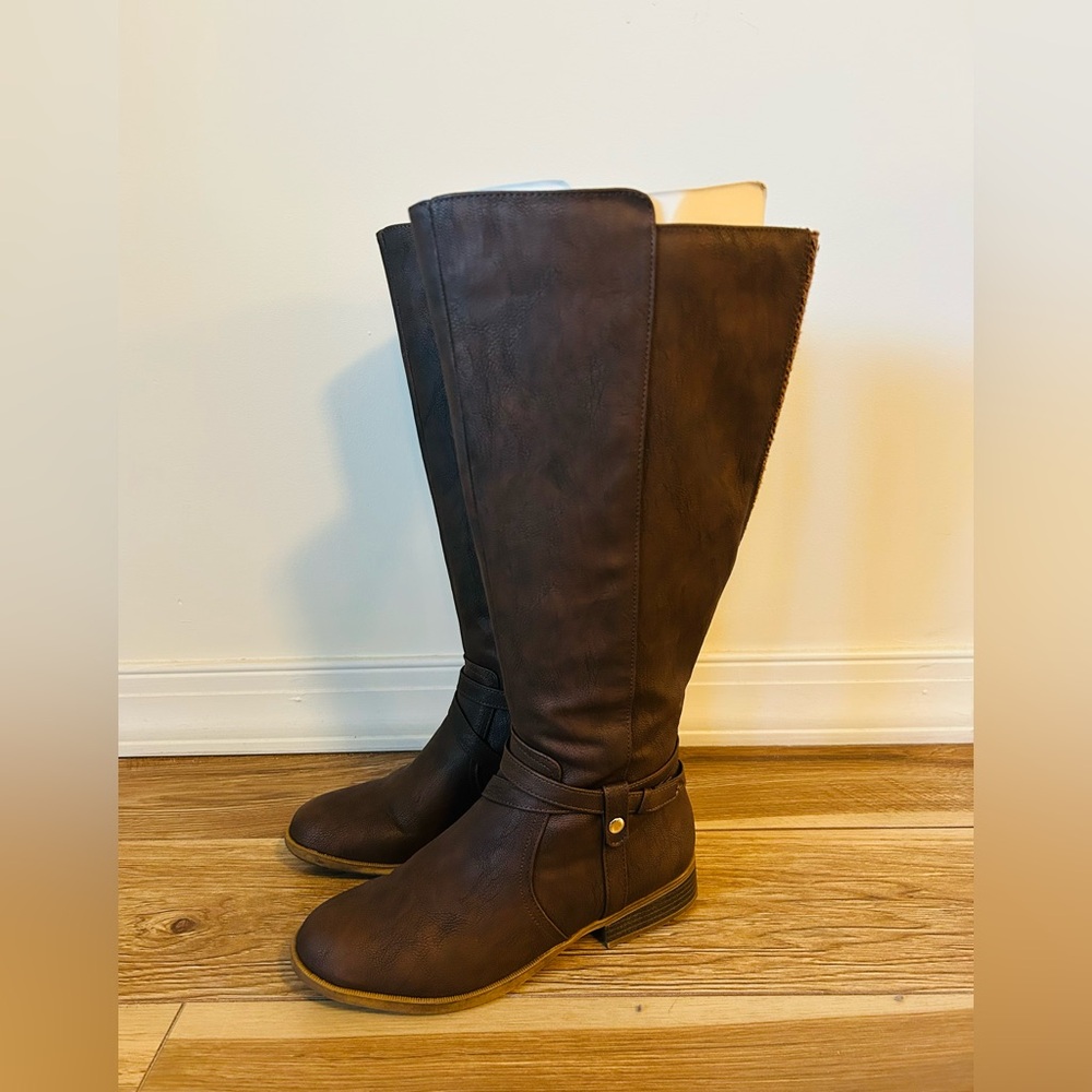 Life Stride Extrovert Riding Boots Dark Tan Size 7W Wide Calf Water Resistant